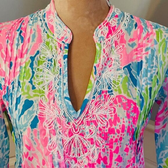 Lilly Pulitzer Let's Cha Cha Sarasota Tunic Length Pearl Beaded Shirt Small - Picture 3 of 9